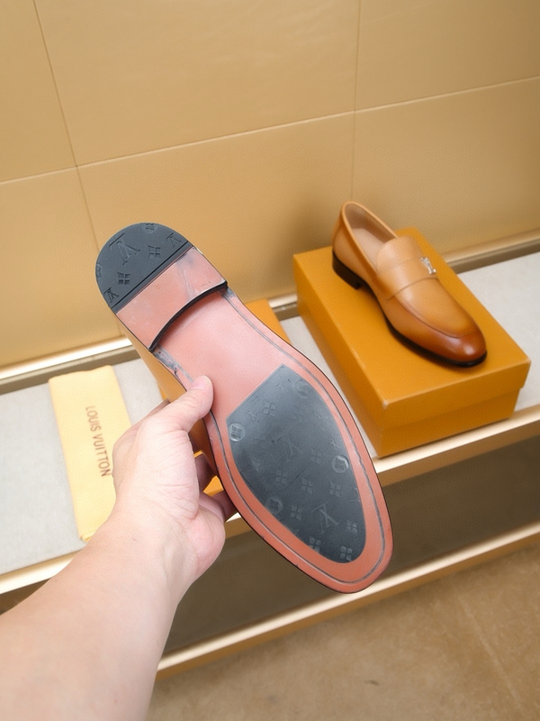 ルイヴィトン靴全体デザイン